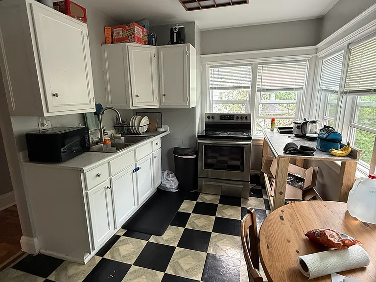 1424 Portage St #2 — Photo 8