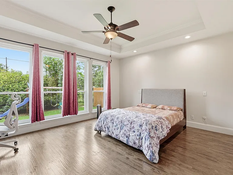 11317 Sunrise Ln — Photo 15