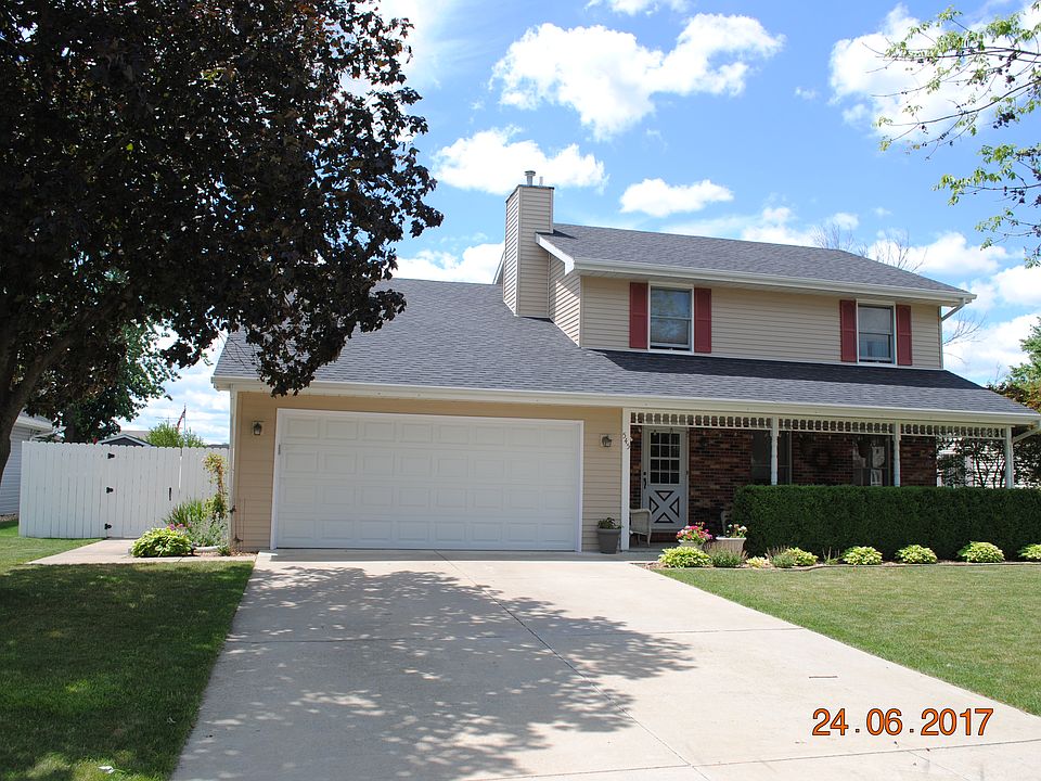 1st image of 545 W Daisy Pl