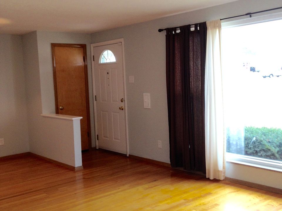 1st image of 4130 Whippoorwill Dr #Single