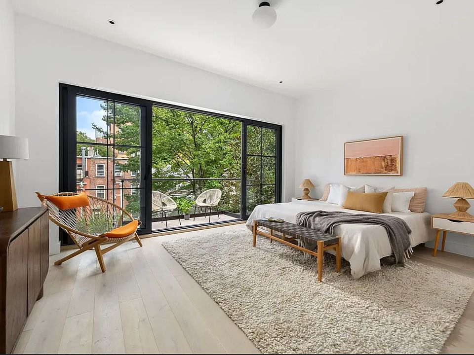 1st image of 437 Sackett St #302C