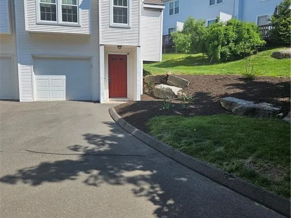 380 Hitchcock Road #91, Waterbury, CT 06705