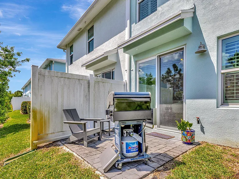 345 SE Angler Dr — Photo 39
