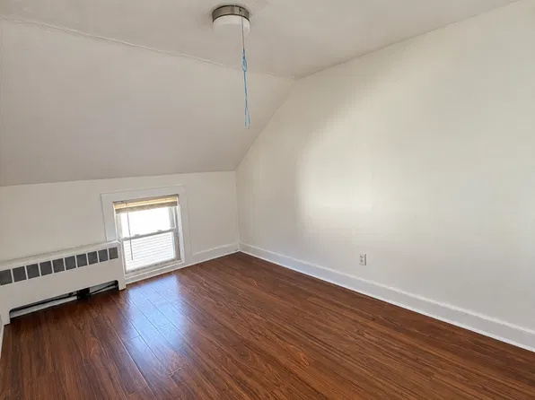 25 Davis St Unit 1, Warren, RI 02885
