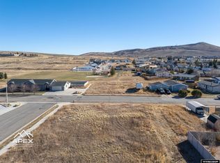Davis Dr, Evanston, WY 82930