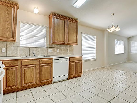 5th image of 14807 Forest Enclave Ln