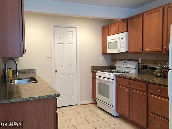 4th image of 8176 Fernlake Ct