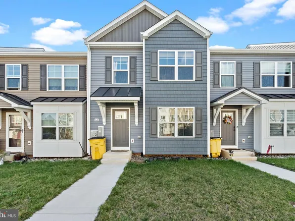 66 Olga Dr, Martinsburg, WV 25403