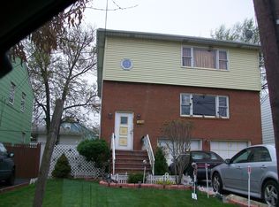 420 E 1st Ave, Roselle, NJ 07203