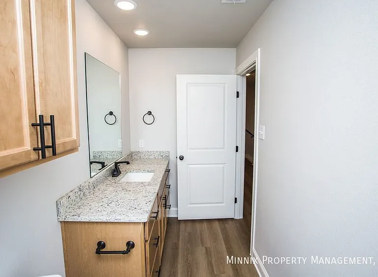 2550 137th St — Photo 22