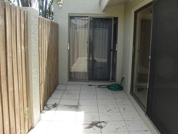 5th image of 142 Meadows Dr