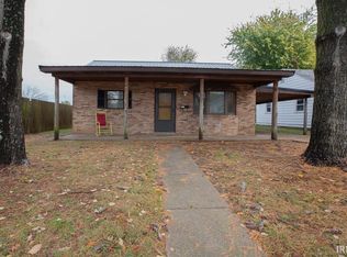 1250 Maple Ct, Evansville, IN