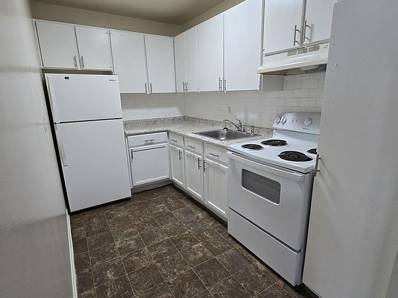4th image of 6101 Strathmore Rd #101