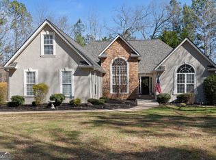 568 Martin Mill Rd, Moreland, GA 30259