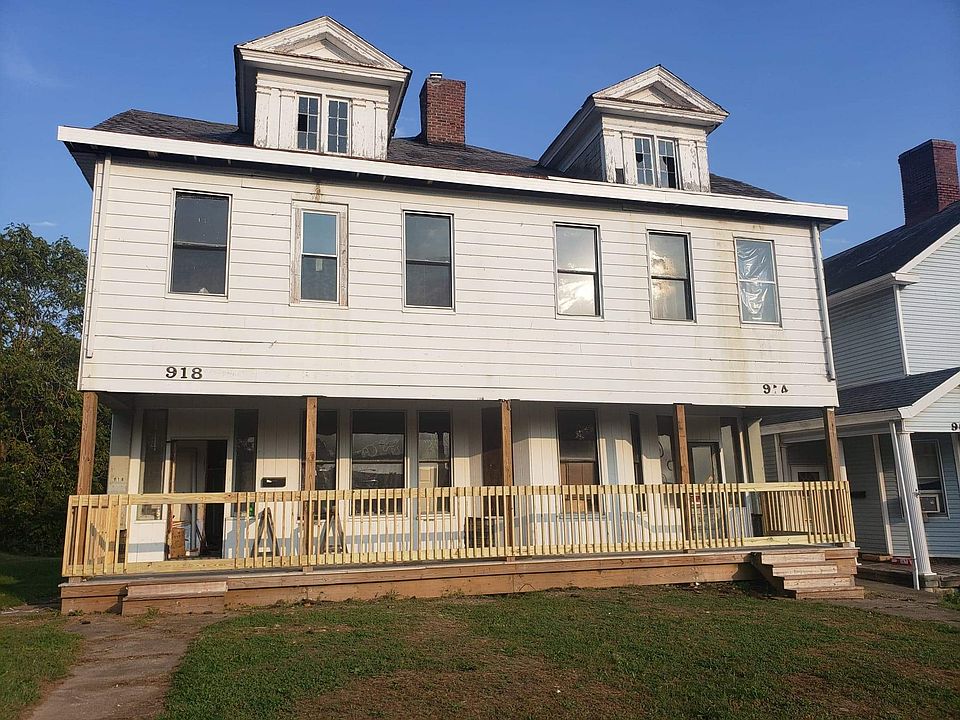 1st image of 918 Maple Ave