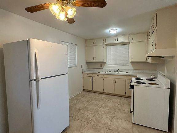 4th image of 2137 N Belvedere Ave #2141