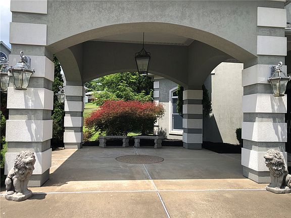 5th image of 87 Farmview Dr