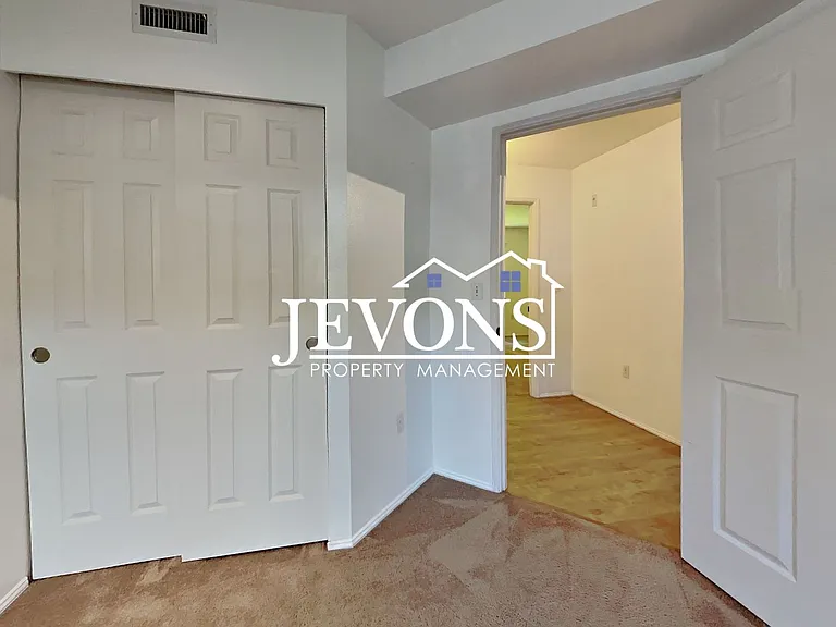 25235 SE Klahanie Blvd #P102 — Photo 18