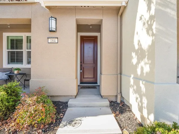 184 Lewis Ln, Morgan Hill, CA 95037