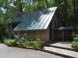 27 Bright Slope Way, Grantham, NH 03753