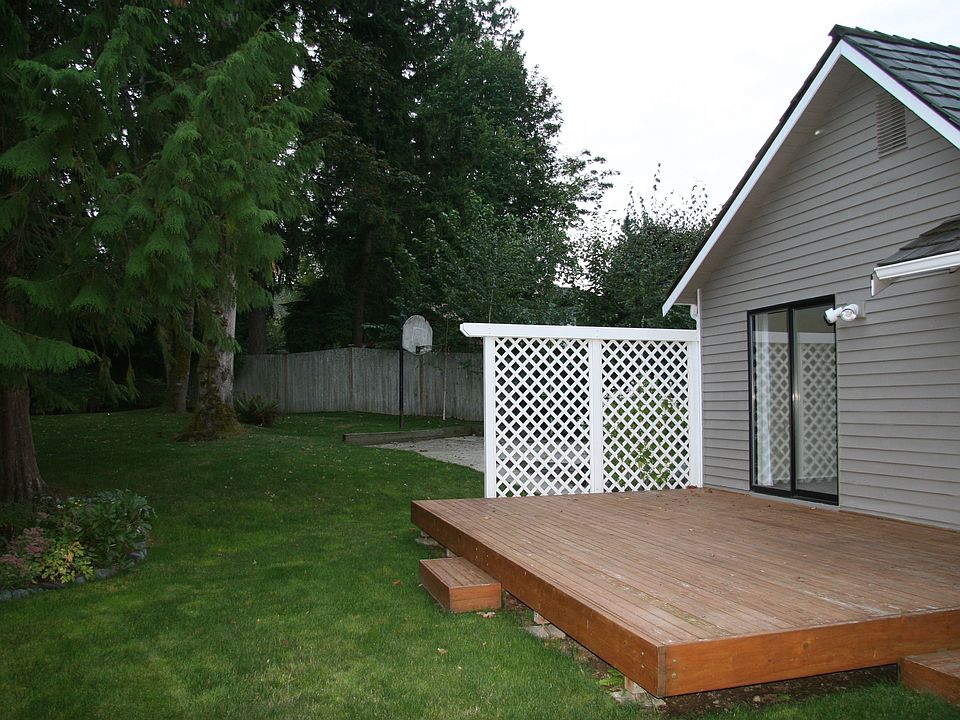 2nd image of 21113 NE 43rd Pl