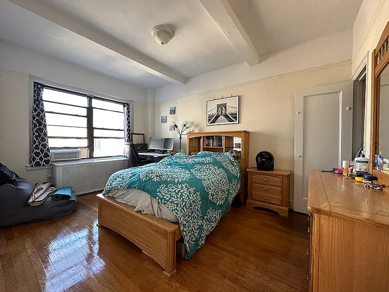 455 W 34th St #11EE — Photo 2