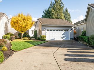 370 Magnolia Dr, Creswell, OR