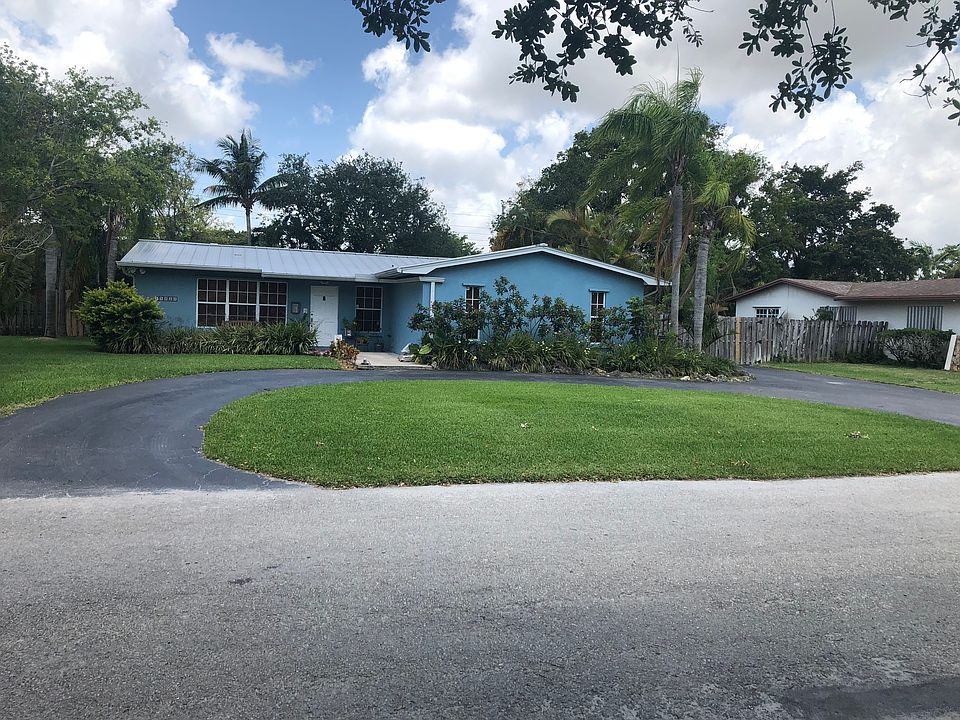 1st image of 15820 SW 88th Ct