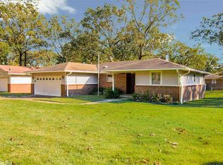 525 Green Oak Dr, North Little Rock, AR 72118