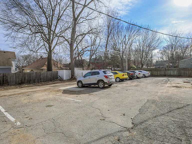 4115 & 4117 Warwick Blvd — Photo 29