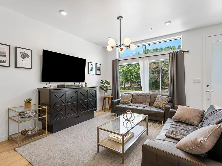 1701 E Martin Luther King Blvd #105 — Photo 8
