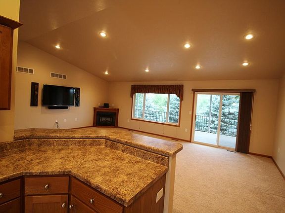 3rd image of 1437 Indian Hills Dr