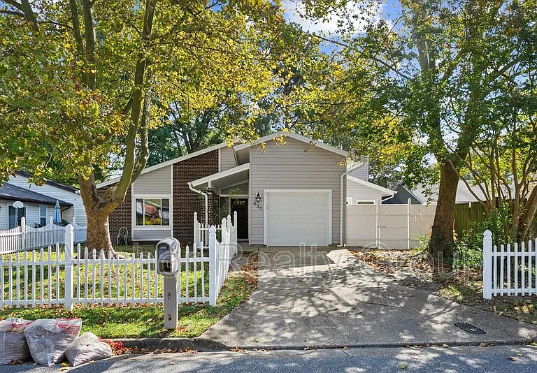 630 Orangewood Dr — Photo 7