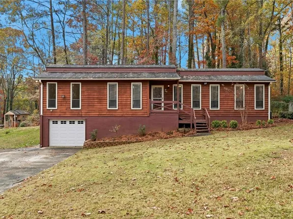 313 Stations Ave, Woodstock, GA 30189
