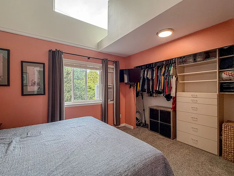 10319 Midvale Ave N #A — Photo 9
