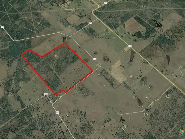 2292 Garrett Rd, Yoakum, TX 77995