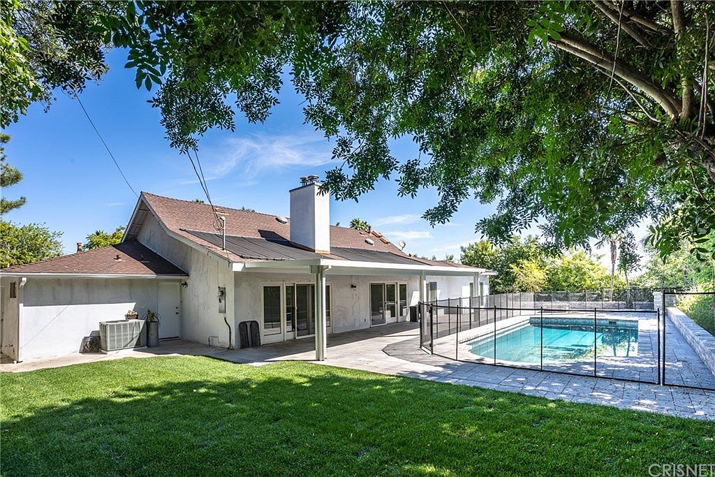 23722 Ladrillo St, Woodland Hills, CA 91367 | Zillow