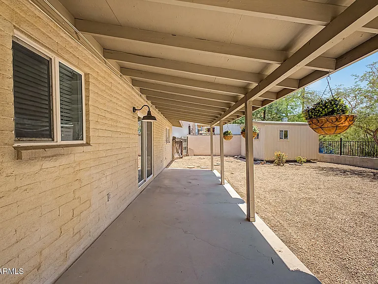 29 E Foothill Dr — Photo 26