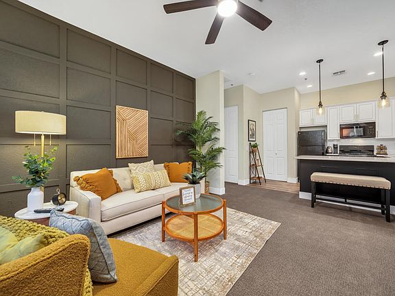 4th image of 50760 Santa Rosa Plz APT 7