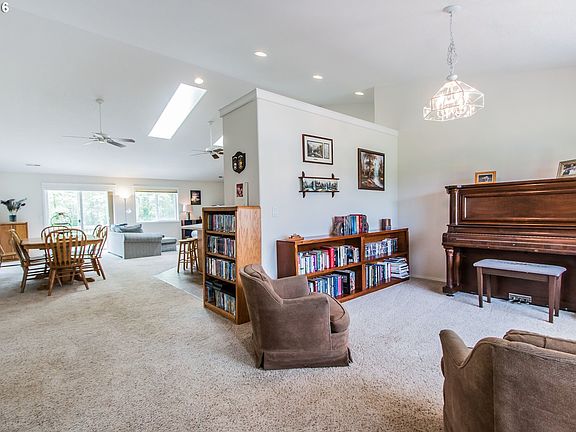 5th image of 29918 NE 103rd Ave