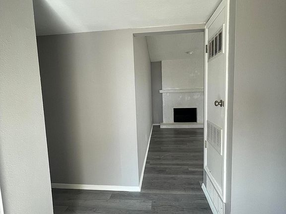 2nd image of 11217 Les Peterson Ln