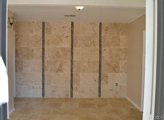 2nd image of 15187 La Paz Dr