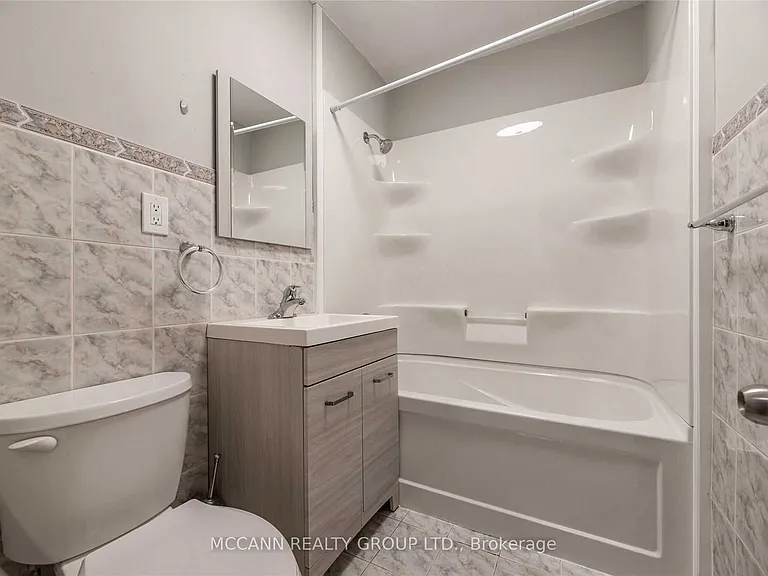 367 Harvie Ave #MAIN2 — Photo 12