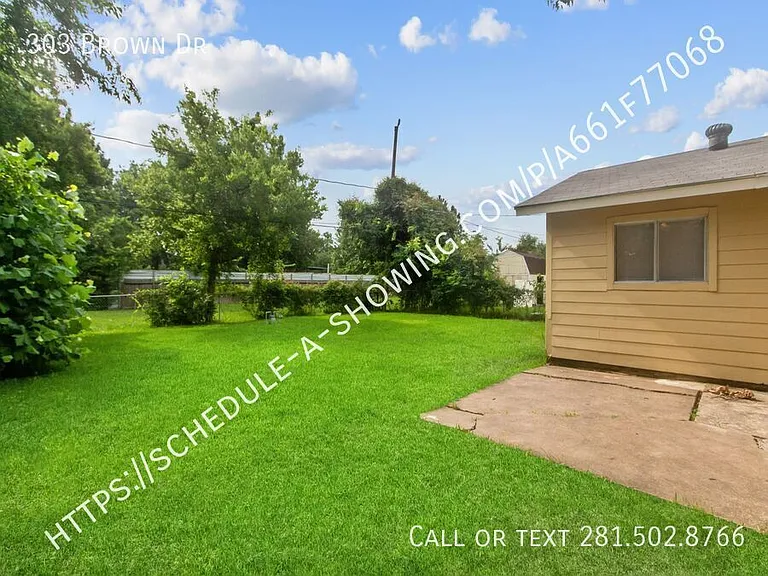 303 Brown Dr — Photo 17