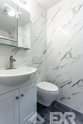 Rented by EXR | media 12