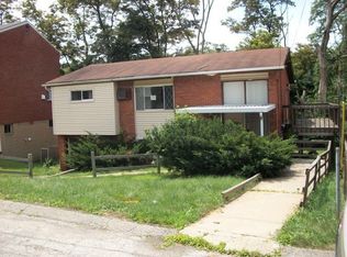 247 Walpole Dr, Pittsburgh, PA 15235