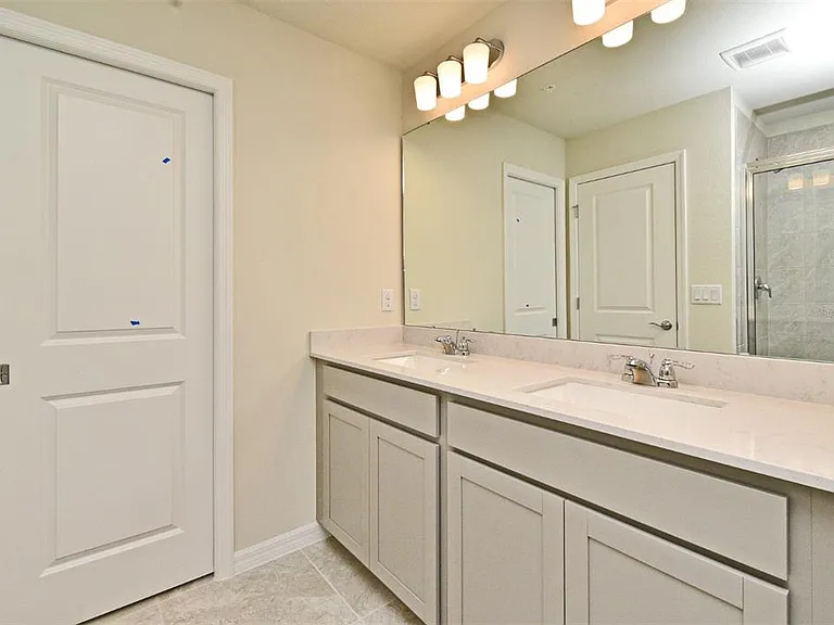 3101 Emerald Acres Ln — Photo 40