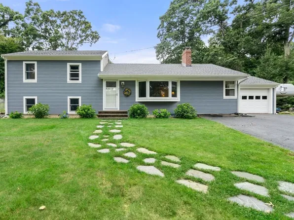 3 Sangay Ln, Scituate, MA 02066