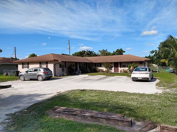 2nd image of 4715 Hairland Dr #4717
