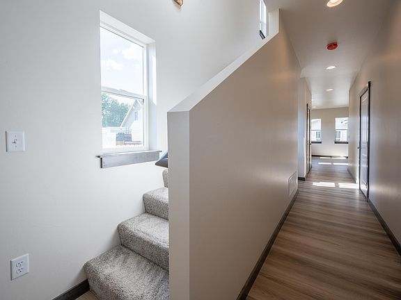 2nd image of 2938 W Babcock St Unit A